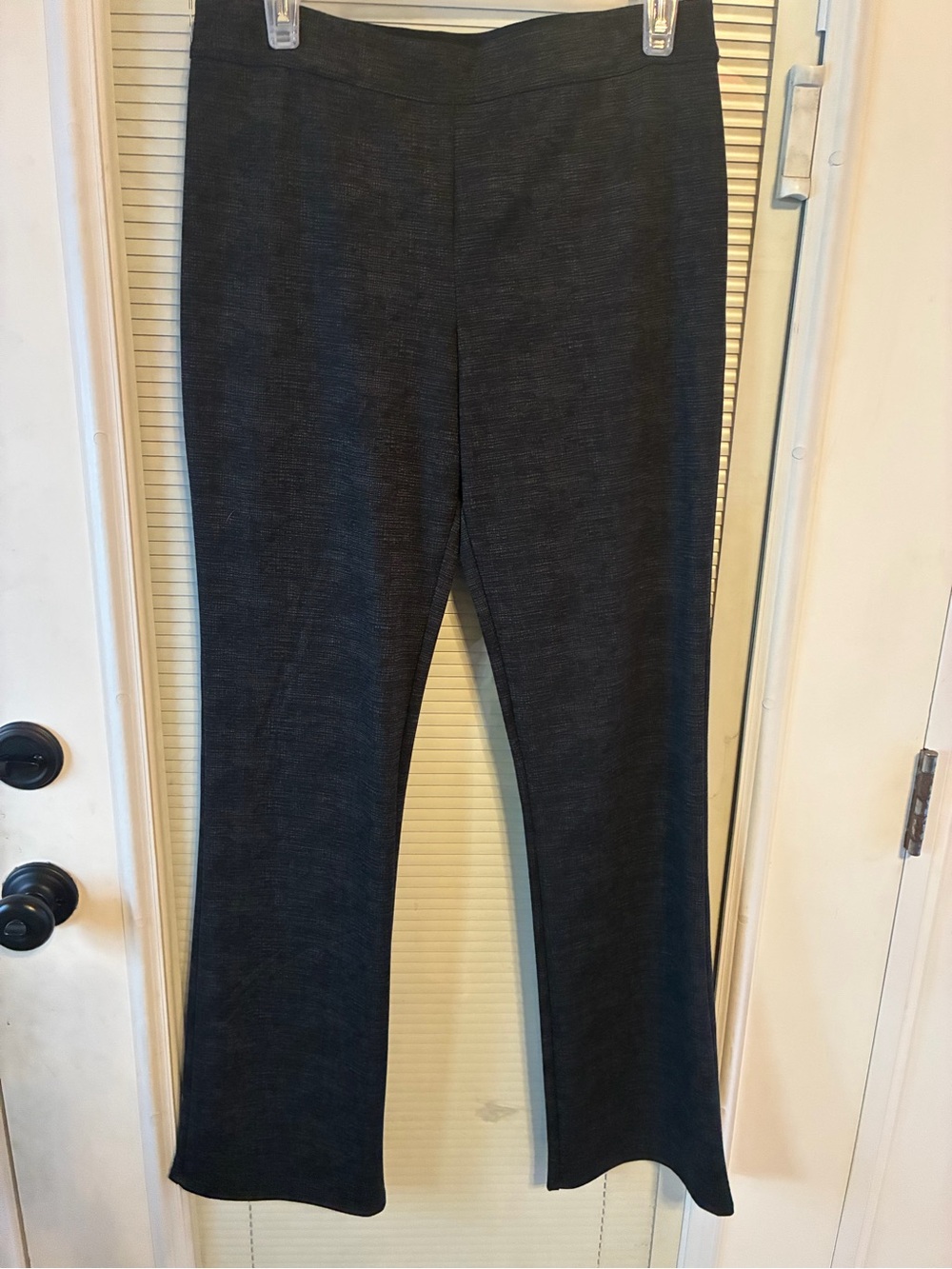 Max Studio Black Stretch Ponte Pants